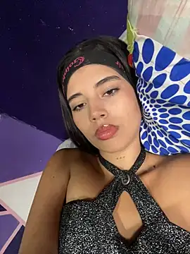 Snapshot of kathamuller_1 chatting on 11-13-25, 07:40 kathamuller 1 online show from 11-13-25, 07:40