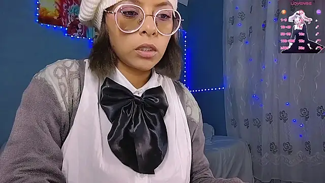 PrincessVenus23 online show from 11-11-25, 03:01