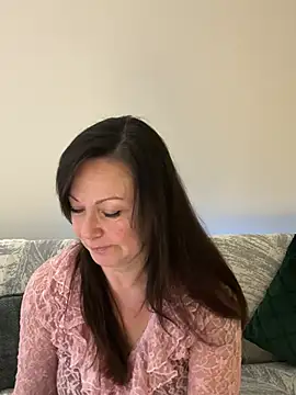 HotLdyllic online show from 03-06-26, 05:30