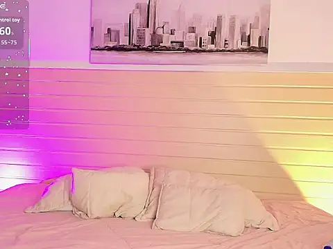 Madisonkay online show from 12-19-25, 07:05