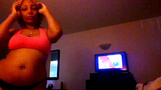 Snapshot of Juicyapplecandy chatting on 03-26-26, 01:53 Juicyapplecandy online show from 03-26-26, 01:53