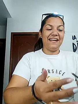 Samaraa Lee online show from 12-04-25, 10:47