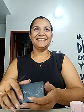 Samaraa Lee online show from 11-25-25, 11:54