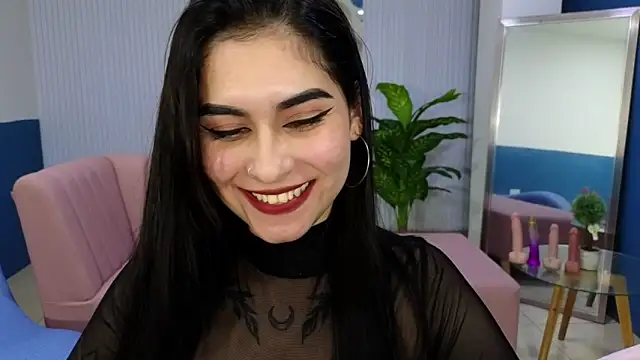Snapshot of amy_lovelydoll chatting on 06-11-26, 12:32 amy lovelydoll online show from 06-11-26, 12:32