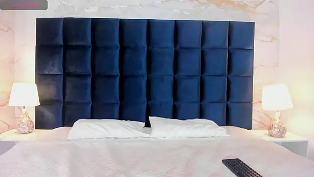 Charlote masson online show from 03-30-26, 07:59