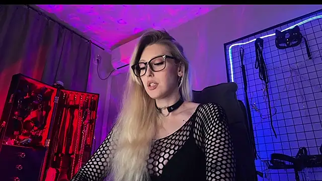 Snapshot of Liya_Liss chatting on 07-11-26, 09:15 Liya Liss online show from 07-11-26, 09:15