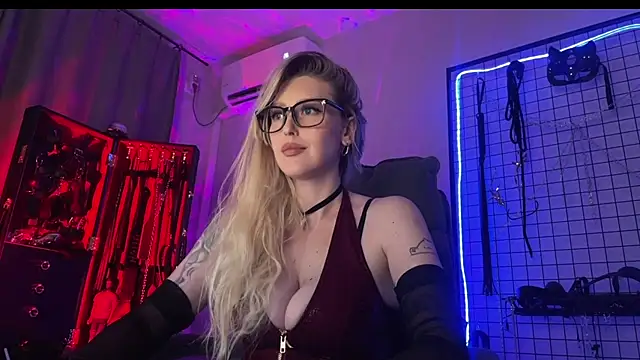 Snapshot of Liya_Liss chatting on 07-06-26, 11:07 Liya Liss online show from 07-06-26, 11:07