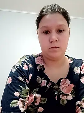 GlitterAuburn online show from 01-12-26, 12:45