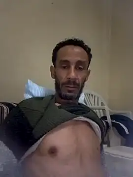 Snapshot of walide100000 chatting on 03-31-26, 09:17 walide100000 online show from 03-31-26, 09:17