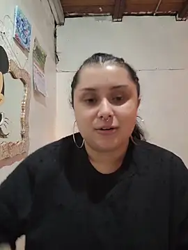 Snapshot of CurvyNoir chatting on 06-07-26, 12:16 CurvyNoir online show from 06-07-26, 12:16