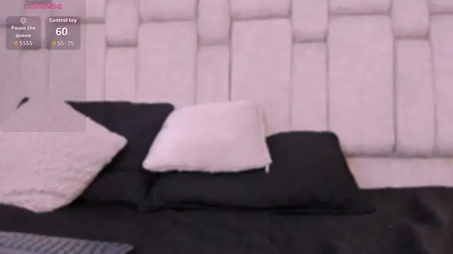 Alysslender online show from 12-17-25, 04:01