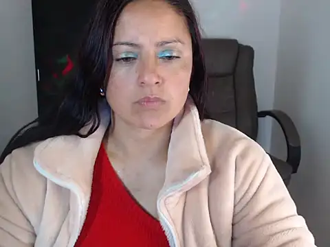 kristelltender1 online show from 11-21-25, 12:53