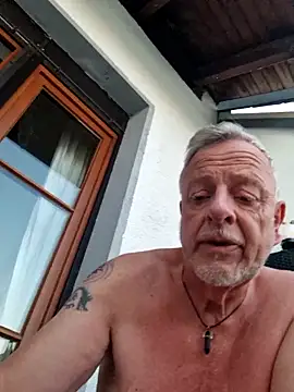 Snapshot of Dennislover007 chatting on 05-26-26, 07:23 Dennislover007 online show from 05-26-26, 07:23