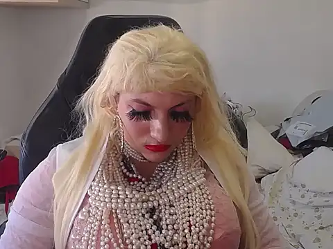 VanesaCrossic online show from 04-08-26, 09:33