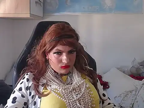 VanesaCrossic online show from 04-23-26, 08:21