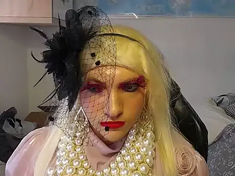 VanesaCrossic online show from 12-05-25, 09:19