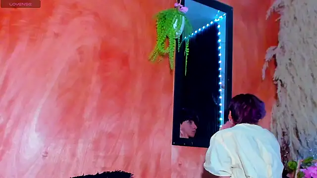 Leo Glow online show from 02-23-26, 07:36