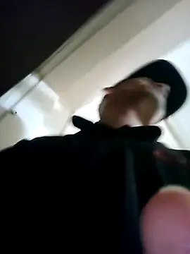 Snapshot of flacobb1 chatting on 10-31-25, 09:22 flacobb1 online show from 10-31-25, 09:22