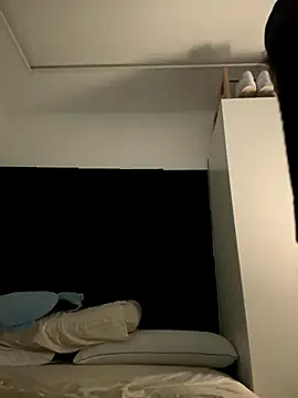 Zaskeee online show from 11-29-25, 05:07