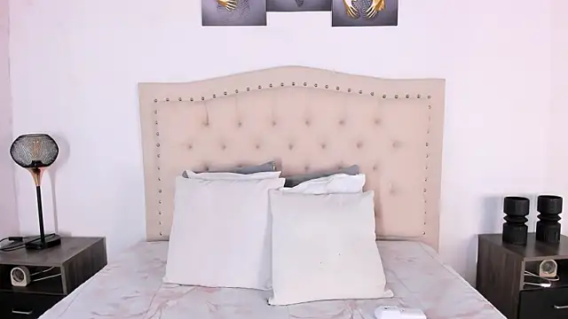 bustyluciana      online show from 04-09-26, 10:05