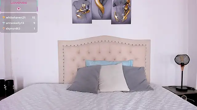 bustyluciana      online show from 03-08-26, 10:24