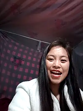 Snapshot of Alice-567 chatting on 02-03-26, 01:16 Alice-567 online show from 02-03-26, 01:16