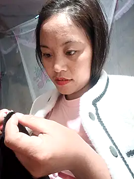 Snapshot of Alice-567 chatting on 01-31-26, 07:34 Alice-567 online show from 01-31-26, 07:34