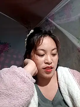 Snapshot of Alice-567 chatting on 02-19-26, 08:22 Alice-567 online show from 02-19-26, 08:22