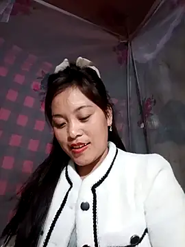 Snapshot of Alice-567 chatting on 02-13-26, 01:55 Alice-567 online show from 02-13-26, 01:55