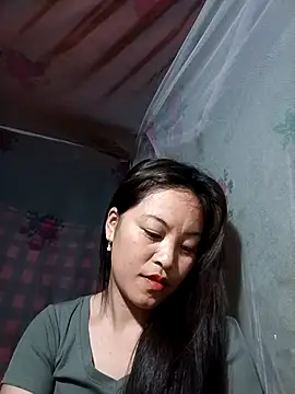 Snapshot of Alice-567 chatting on 02-20-26, 12:29 Alice-567 online show from 02-20-26, 12:29