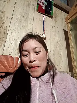 Snapshot of Alice-567 chatting on 01-17-26, 10:41 Alice-567 online show from 01-17-26, 10:41