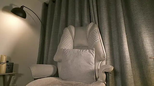 Snapshot of lianewhite chatting on 03-04-26, 01:46 lianewhite online show from 03-04-26, 01:46