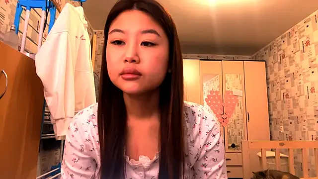 YunDargenio online show from 11-09-25, 01:37