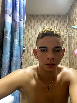 Snapshot of Dylams_maja chatting on 11-01-25, 05:40 Dylams maja online show from 11-01-25, 05:40