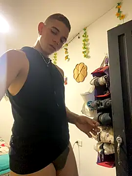 Snapshot of Dylams_maja chatting on 11-02-25, 05:56 Dylams maja online show from 11-02-25, 05:56