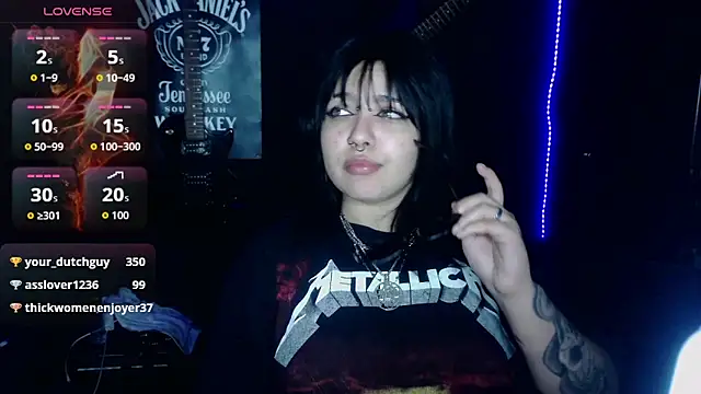 Jessie  wild online show from 11-23-25, 12:48