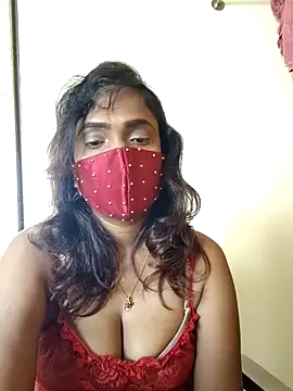 Snapshot of Queen-dhivya chatting on 02-28-26, 02:44 Queen-dhivya online show from 02-28-26, 02:44
