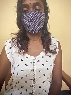 Queen-dhivya online show from 11-03-25, 01:04