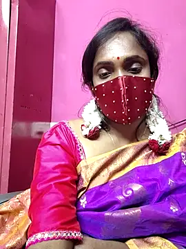 Snapshot of Queen-dhivya chatting on 02-12-26, 06:18 Queen-dhivya online show from 02-12-26, 06:18