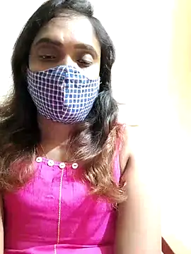 Queen-dhivya online show from 12-18-25, 12:31