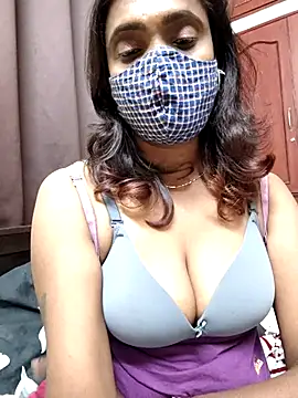 Queen-dhivya online show from 01-10-26, 10:21