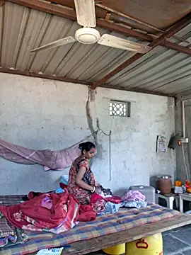 cuteriya5 online show from 11-17-25, 05:11