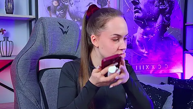 ElinVale online show from 02-07-26, 02:58