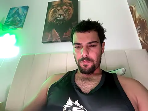 Snapshot of will-br26 chatting on 10-31-25, 10:45 will-br26 online show from 10-31-25, 10:45