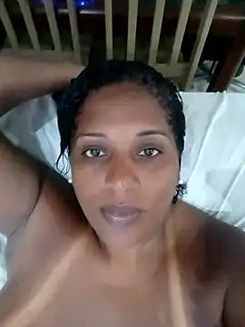 Maliaebonyfetish online show from 01-08-26, 07:31