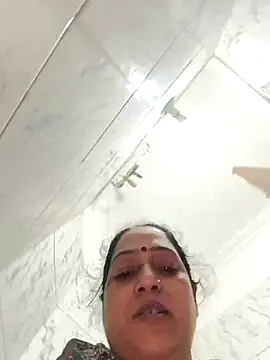 Hot-Sana2 online show from 02-02-26, 04:44