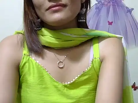 maira 33 online show from 03-12-26, 04:33