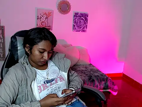 Samanta 777 online show from 01-09-26, 08:49