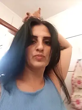 Snapshot of arybiten chatting on 05-26-26, 05:11 arybiten online show from 05-26-26, 05:11