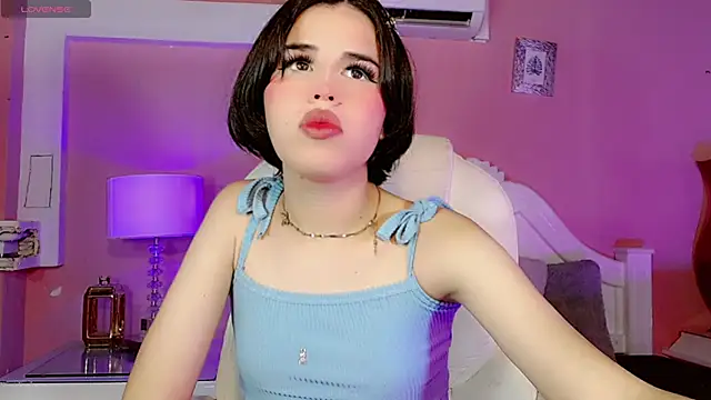 ClaudiaSophia online show from 11-14-25, 11:25